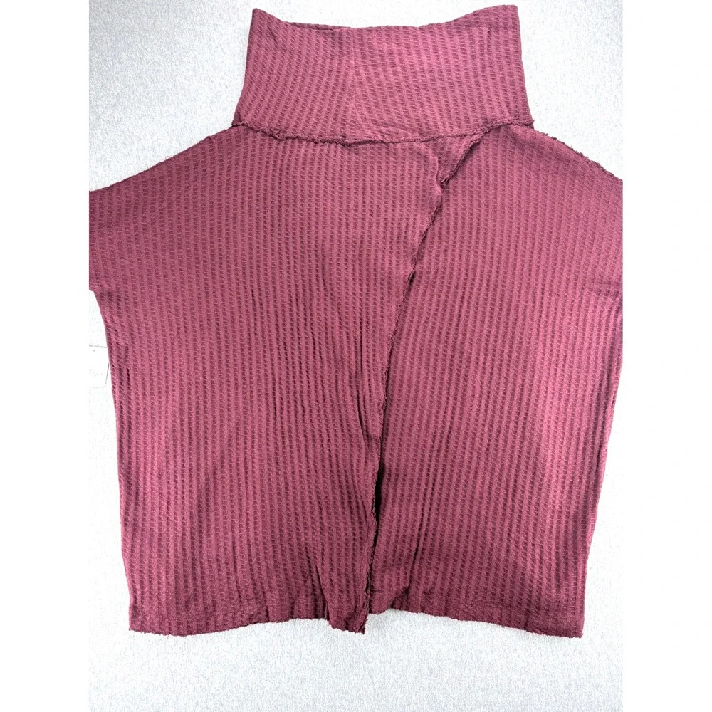 Free People Long Sleeve Womens M Thermal Waffle Knit Crop Top Cowl Neck Plum NWT